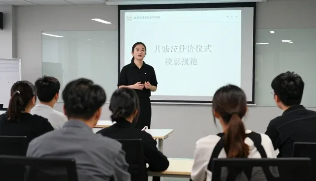技术咨询与培训助力企业转型中的场景应用解析